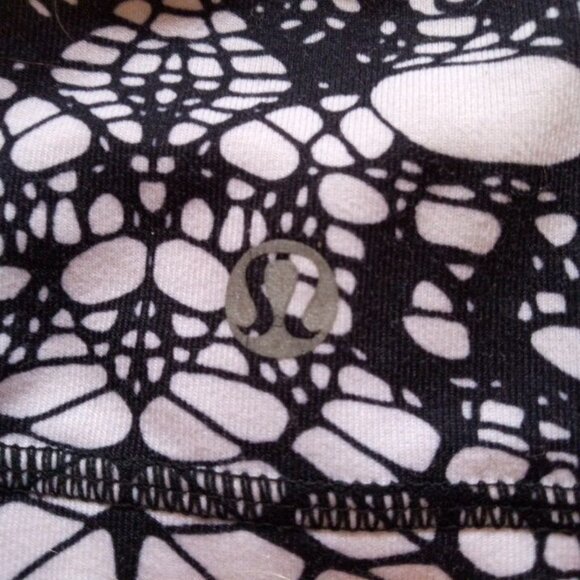 🔥Lululemon Women's No Limits Racerback Tank Top - Picture 3 of 7